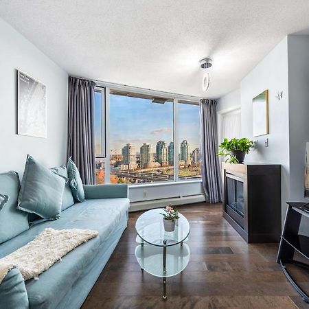 Downtown 1 Bedroom Water View Condo Ванкувър Екстериор снимка