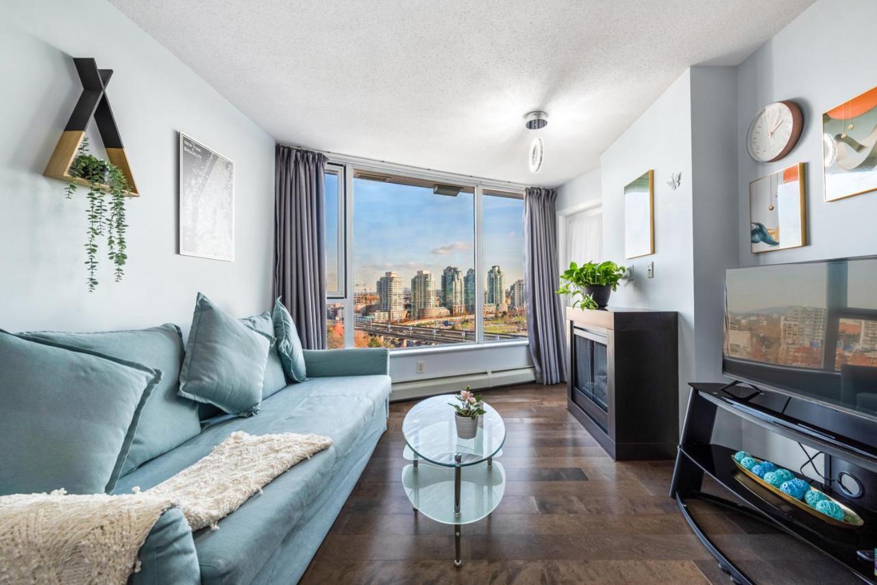 Downtown 1 Bedroom Water View Condo Ванкувър Екстериор снимка