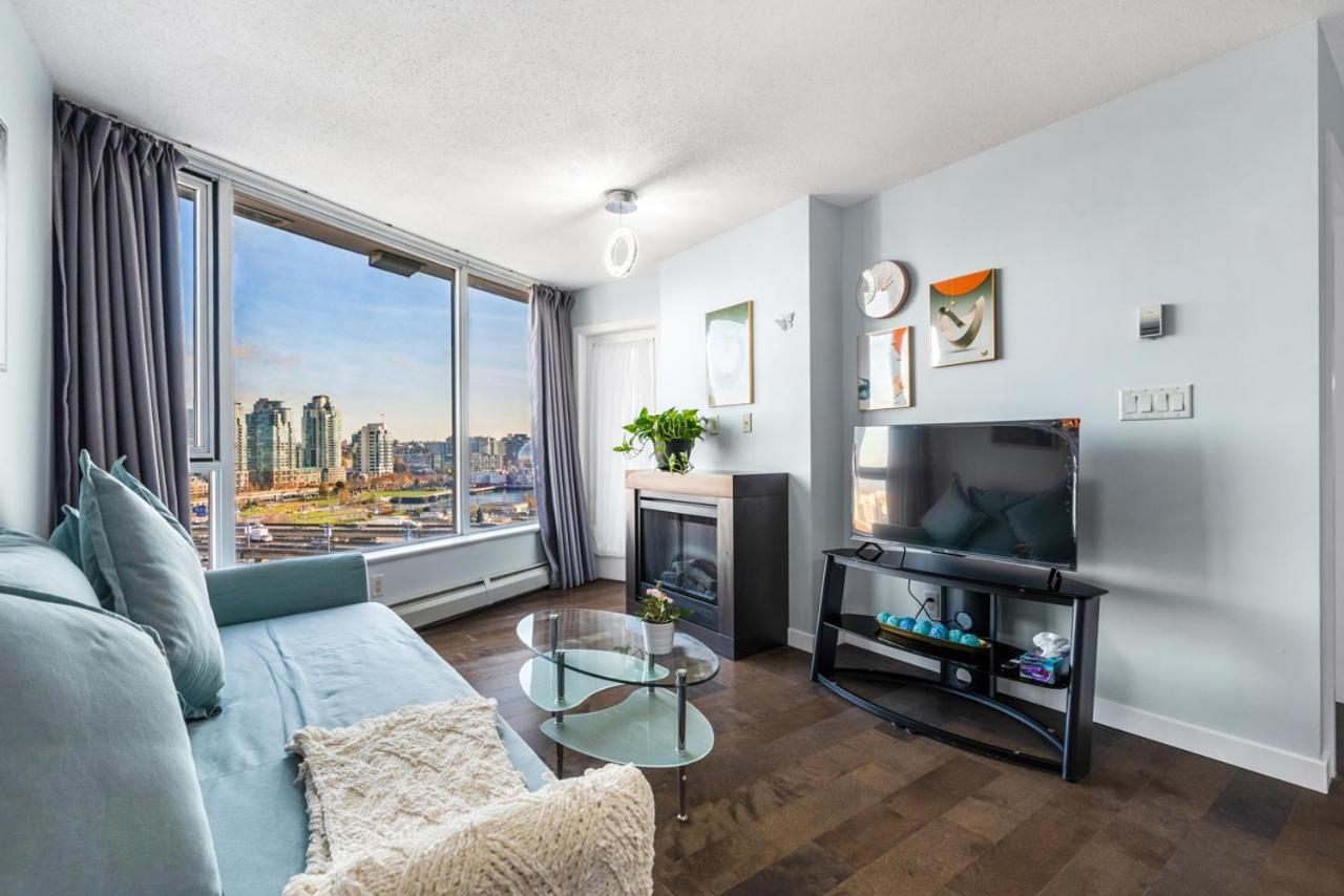 Downtown 1 Bedroom Water View Condo Ванкувър Екстериор снимка
